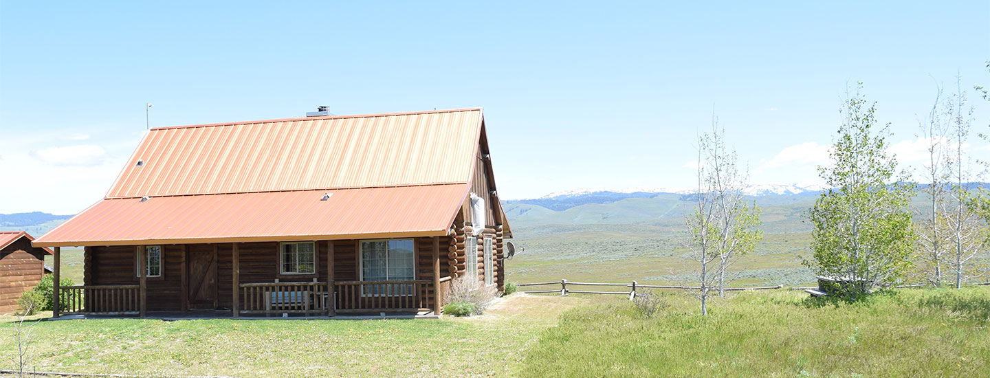 Honest Edge Ranch cabin with acreage